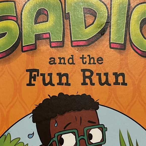 Sadiq and the Fun Run. By Siman Nuurali. Paperback book. - Picture 3 of 14